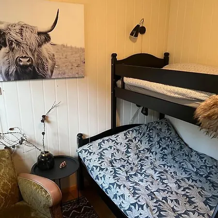 Apartment Med Fin Uteplass! Randsverk