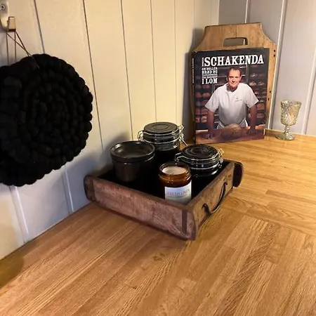 Apartment Med Fin Uteplass! *