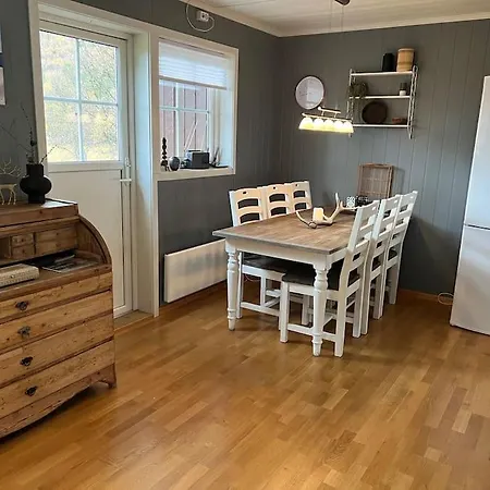 Cozy Near Besseggen With A Outdoor Area! * Randsverk