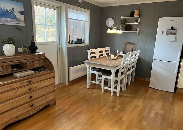 Cozy Near Besseggen With A Outdoor Area! * Randsverk