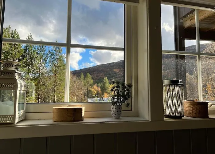 Cozy Near Besseggen With A Outdoor Area! * Randsverk