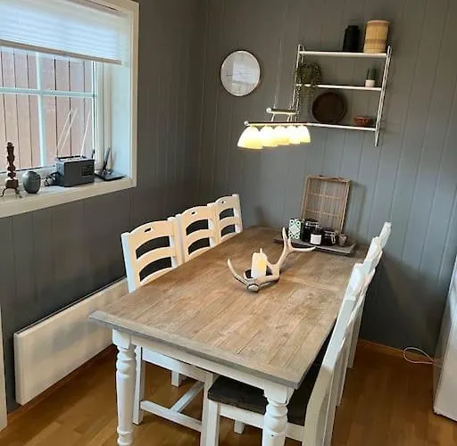 Cozy Near Besseggen With A Outdoor Area! * Randsverk