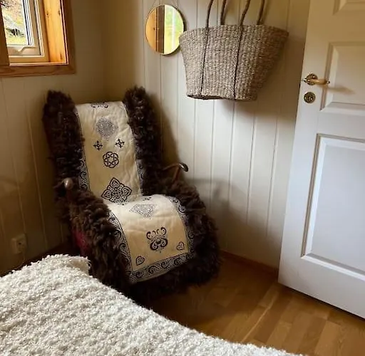 Cozy Near Besseggen With A Outdoor Area! *