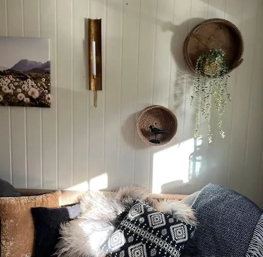 Cozy Near Besseggen With A Outdoor Area! *